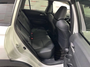 Внедорожник Toyota Corolla Cross 2024 года, 2890000 рублей, Красноярск