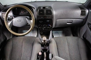 Седан Hyundai Accent 2007 года, 339000 рублей, Сургут