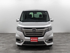 Минивэн Honda Stepwgn 2018 года, 2250000 рублей, Красноярск