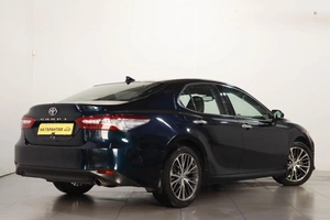 Седан Toyota Camry 2020 года, 2829000 рублей, Челябинск