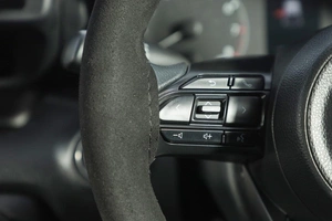 Хетчбэк Toyota Yaris 2021 года, 1059000 рублей, Новосибирск