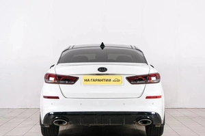 Седан Kia Optima 2018 года, 1749000 рублей, Красноярск