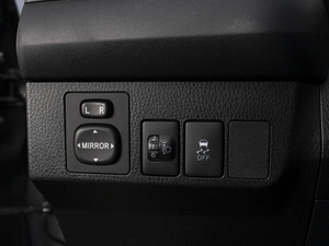 Внедорожник Toyota RAV4 2013 года, 1860000 рублей, Омск