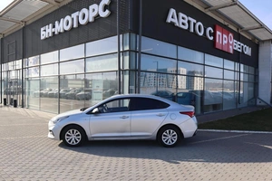 Седан Hyundai Solaris 2018 года, 1255000 рублей, Мирное