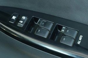 Универсал Toyota Corolla Fielder 2012 года, 1339000 рублей, Омск