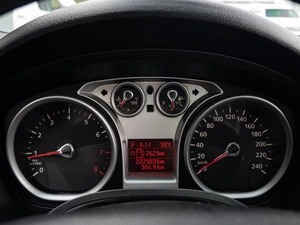 Внедорожник Ford Kuga 2011 года, 999000 рублей, Краснодар