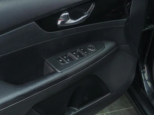 Седан Kia Cerato 2020 года, 1599000 рублей, Сургут