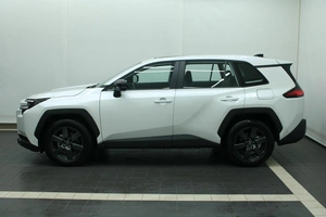 Внедорожник Toyota RAV4 2026 года, 4295000 рублей, Красноярск