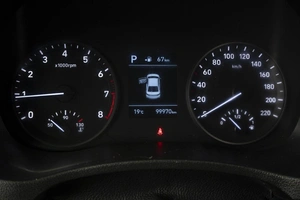 Седан Hyundai Solaris 2019 года, 1330000 рублей, Омск