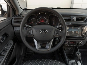 Седан Kia Rio 2012 года, 899000 рублей, Саратов