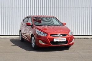 Хэтчбек Hyundai Solaris 2011 года, 670000 рублей, Брянск