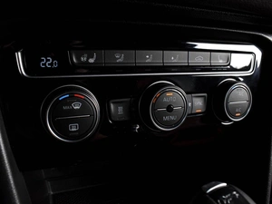 Внедорожник Volkswagen Tiguan 2018 года, 2948000 рублей, Воронеж