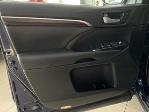 Внедорожник Toyota Highlander 2014 года, 2797000 рублей, Солонцы