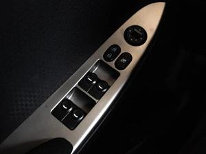 Хетчбэк Hyundai Solaris 2015 года, 999000 рублей, Краснодар