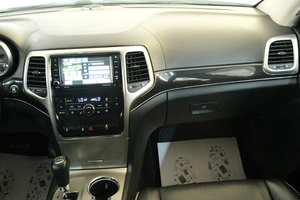Внедорожник Jeep Grand Cherokee 2012 года, 1489000 рублей, Омск