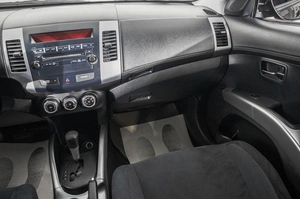 Внедорожник Mitsubishi Outlander 2010 года, 1349000 рублей, Барнаул
