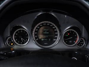 Седан Mercedes-benz E-класс 2011 года, 1650000 рублей, Волгоград