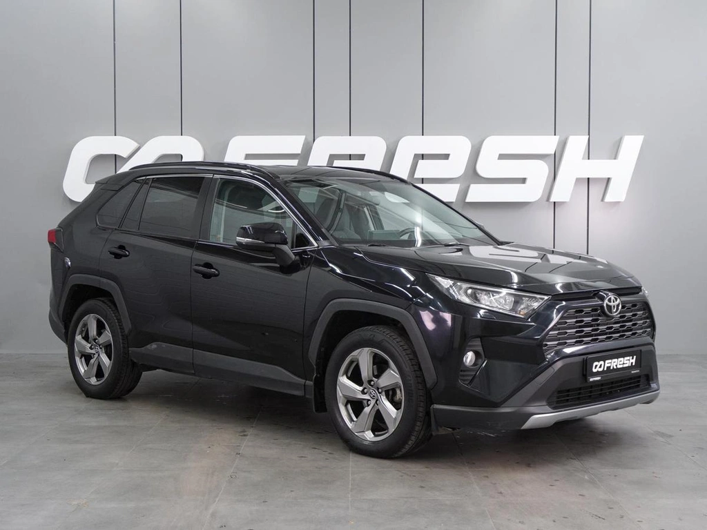 Внедорожник Toyota RAV4 2020 года, 3099000 рублей, Воронеж