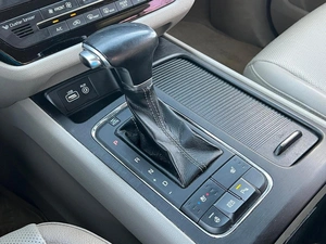 Минивэн Kia Carnival 2017 года, 2290000 рублей, Ижевск