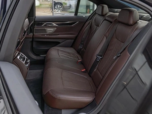 Седан BMW 7 серия 2017 года, 5450000 рублей, Краснодар