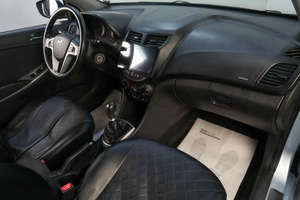 Седан Hyundai Solaris 2011 года, 669000 рублей, Челябинск