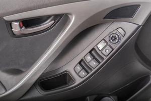 Седан Hyundai Avante 2011 года, 999000 рублей, Томск