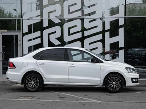 Седан Volkswagen Polo 2020 года, 1299000 рублей, Волгоград
