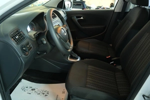 Седан Volkswagen Polo 2019 года, 1169000 рублей, Омск