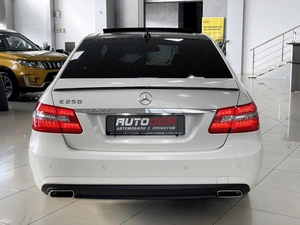Седан Mercedes-benz E-класс 2011 года, 1697000 рублей, Солонцы