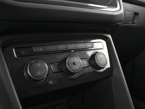 Внедорожник Volkswagen Tiguan 2019 года, 2880000 рублей, Омск