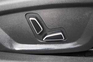 Лифтбек Changan UNI-V 2023 года, 2449000 рублей, Барнаул