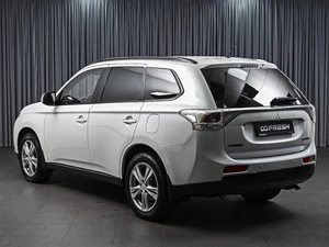 Внедорожник Mitsubishi Outlander 2014 года, 1447000 рублей, Ставрополь