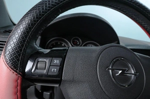 Хетчбэк Opel Astra GTC 2007 года, 439000 рублей, Челябинск