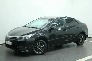 Седан Toyota Corolla 2017 года, 1400000 рублей, Красноярск