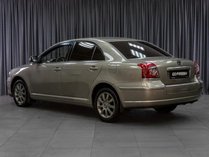 Седан Toyota Avensis 2006 года, 799000 рублей, Тюмень