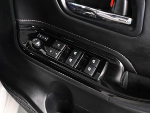 Минивэн Toyota Esquire 2017 года, 2599000 рублей, Ростов-на-Дону