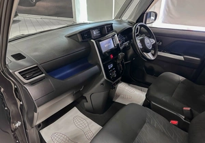 Хетчбэк Toyota Tank 2018 года, 967000 рублей, Красноярск