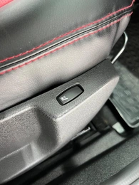 Седан Renault Logan Stepway 2020 года, 1300000 рублей, Кострома