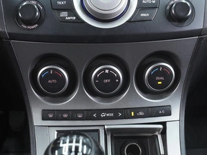 Седан Mazda 3 2009 года, 819000 рублей, Ростов-на-Дону