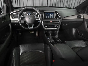 Седан Hyundai Sonata 2017 года, 1718000 рублей, Ставрополь