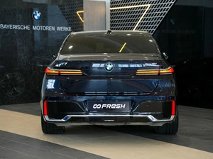 Седан BMW i7 2022 года, 13000000 рублей, Омск