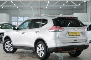 Внедорожник Nissan X-Trail 2018 года, 1799000 рублей, Омск