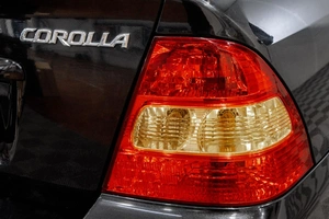 Седан Toyota Corolla 2002 года, 599000 рублей, Барнаул