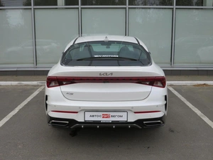 Седан Kia K5 2021 года, 2600000 рублей, Брянск