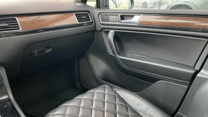 Внедорожник Volkswagen Touareg 2016 года, 2560000 рублей, Солонцы