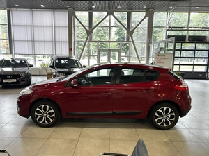 Хэтчбек Renault Megane 2013 года, 850000 рублей, Орёл
