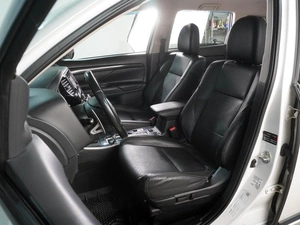 Внедорожник Mitsubishi Outlander 2017 года, 2149000 рублей, Воронеж