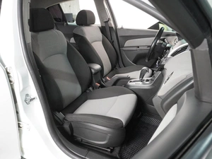 Хетчбэк Chevrolet Cruze 2013 года, 999000 рублей, Воронеж