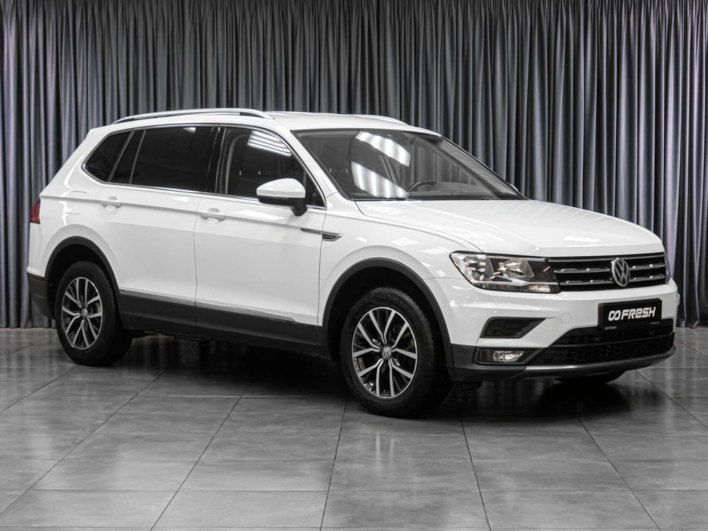 Внедорожник Volkswagen Tiguan Allspace 2018 года, 2249000 рублей, Тюмень