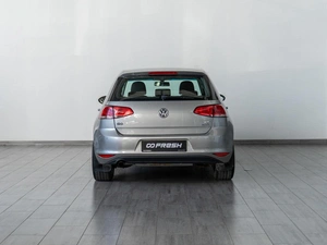 Хетчбэк Volkswagen Golf 2013 года, 879000 рублей, Саратов